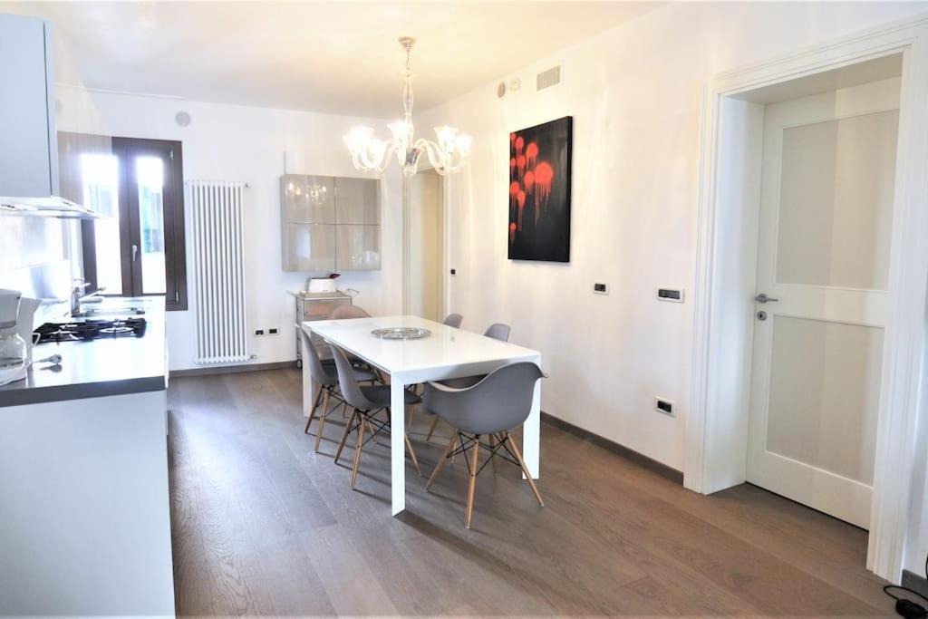 Stylish 100 Meters From San Marco Square Apartamento